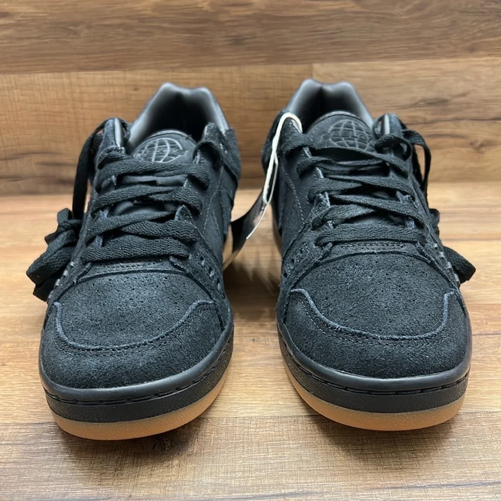 Converse  Black Sneakers - Picture 3 of 9